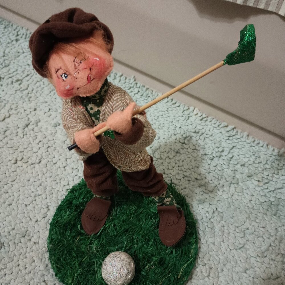 Rare Annalee 10" irish golfer doll -- Ships fast!